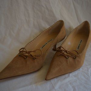 Manolo Blahnik Suede Pump Excellent condition